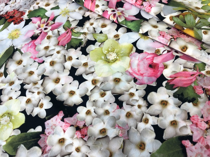 Крепдешин шелковый с цветочным принтом гортензии - Quorum